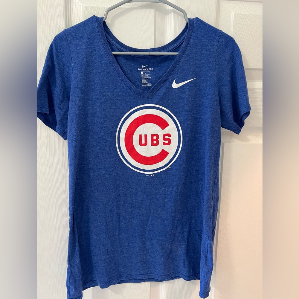 Nike Chicago Cubs Tee size M